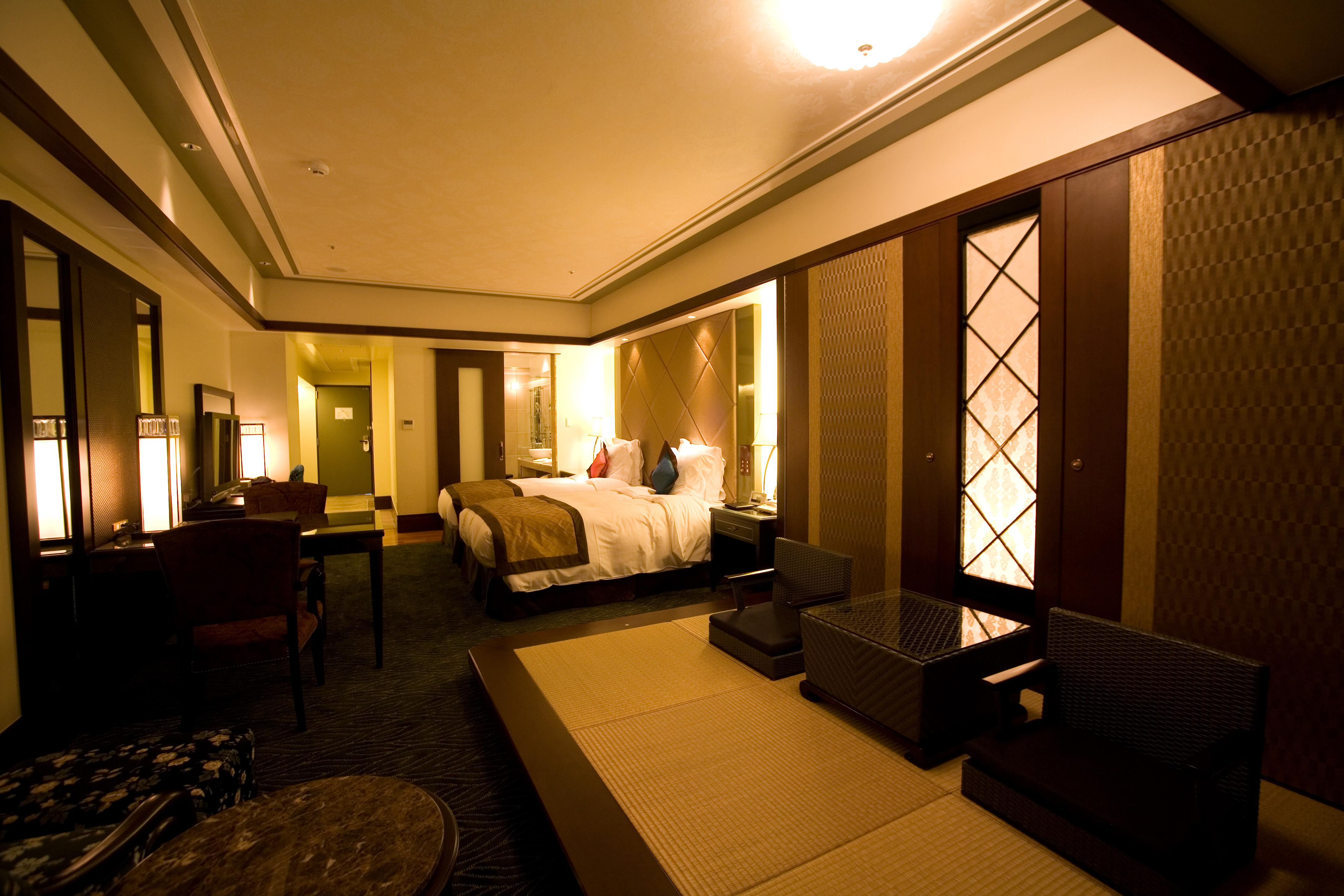 โอกินาว่า คาริยูชิ รีสอร์ต เอ็กเซส ออนนะ Hotel ภายนอก รูปภาพ