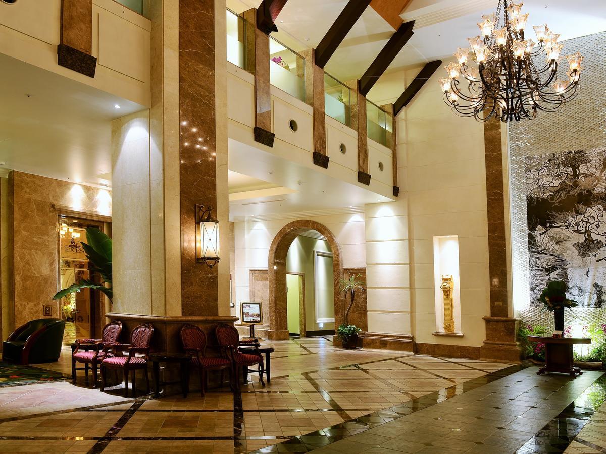 โอกินาว่า คาริยูชิ รีสอร์ต เอ็กเซส ออนนะ Hotel ภายนอก รูปภาพ